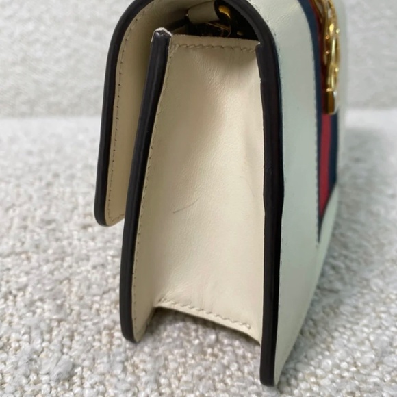 Authentic Gucci White Super Mini Sylvie Crossbody Bag - Picture 14 of 16